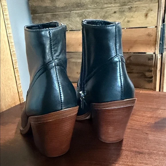 Vince Camuto Amanda Black Leather Ankle Boots – Size 9 | NWOT - Picture 4 of 6